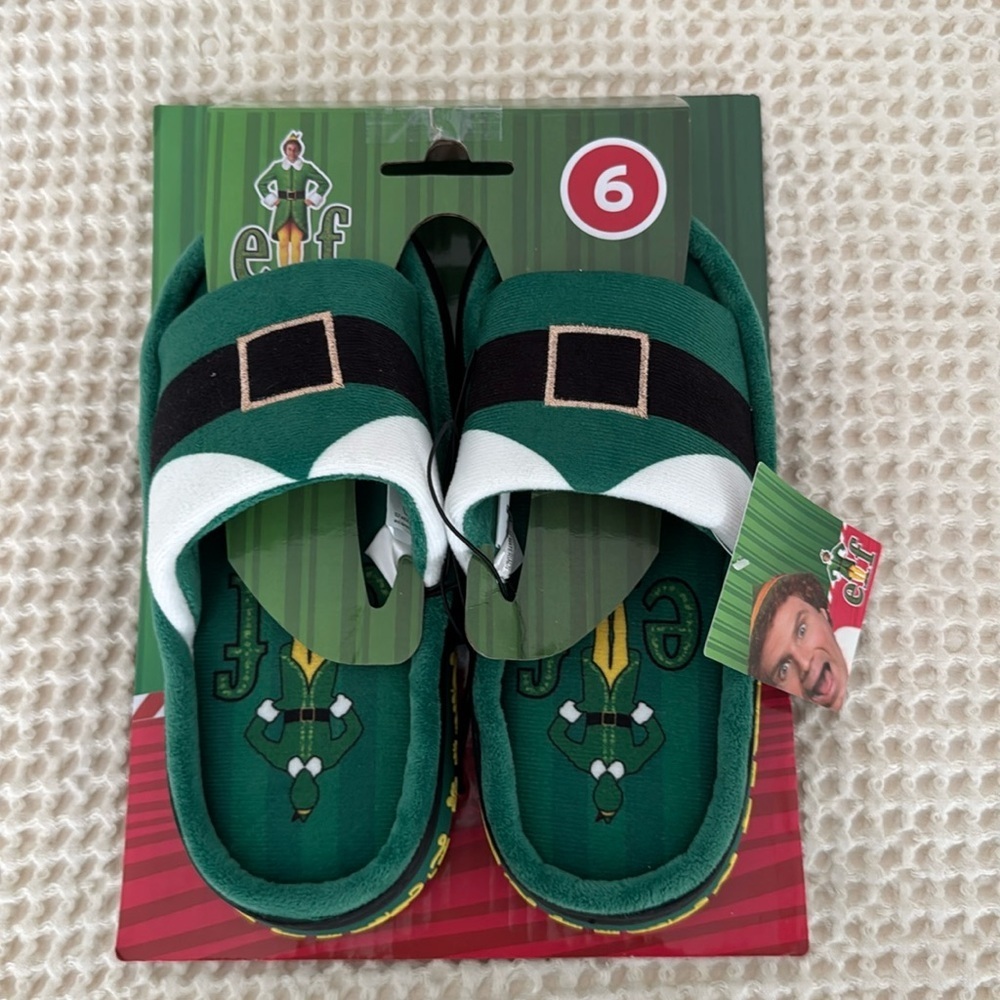 WB Elf Cozy Green Hard Sole Slippers Size 6 NWT